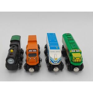 Imaginarium Wooden Train Engine Lot of 4 Magnetic Locomotives SRR-063 2368